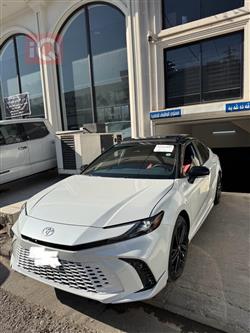 تۆیۆتا کامری